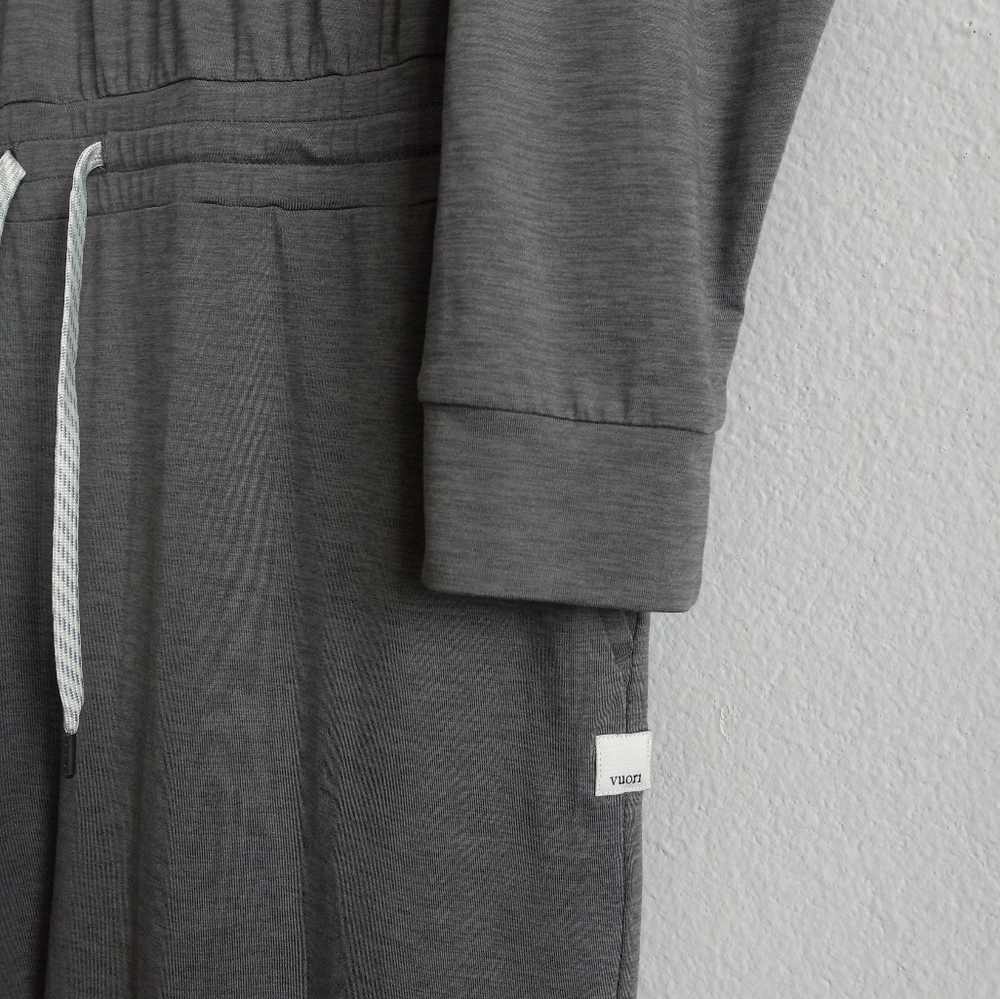 Vuori Lux Intentions Wide Leg Jumpsuit Smoke Heather L - Picture 6 of 15